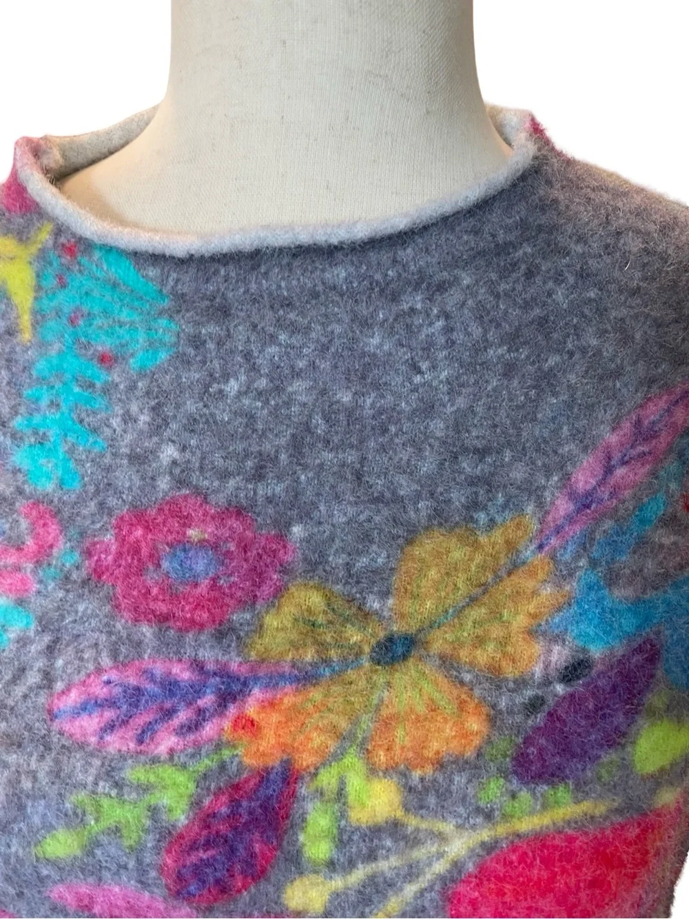 NATURAL LIFE FUZZY FLORAL MOCK NECK SWEATER L/XL - Picture 3 of 13